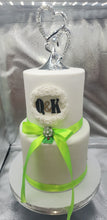 Load image into Gallery viewer, Decorated cake